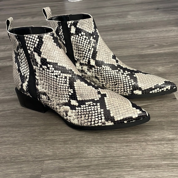 Marc Fisher Shoes - Marc Fisher booties